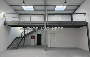 Warehouse for rent, 965m<sup>2</sup>