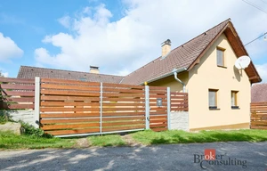 Family house for sale, 220m<sup>2</sup>, 402m<sup>2</sup> of land