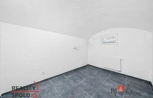 Other property for rent, 110m<sup>2</sup>