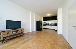 Apartment for rent, 4+kk - 3 bedrooms, 96m<sup>2</sup>