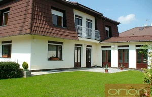 Family house for rent, 365m<sup>2</sup>, 539m<sup>2</sup> of land