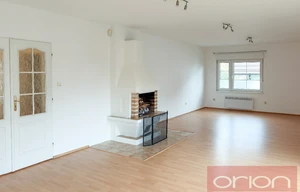 Family house for rent, 365m<sup>2</sup>, 539m<sup>2</sup> of land