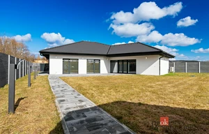 Family house for sale, 202m<sup>2</sup>, 846m<sup>2</sup> of land