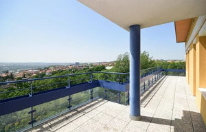 Apartment for rent, 5+kk - 4 bedrooms, 186m<sup>2</sup>