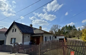 Family house for sale, 144m<sup>2</sup>, 639m<sup>2</sup> of land