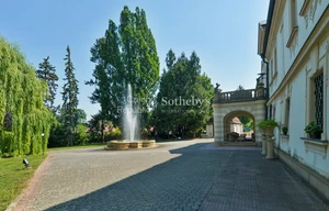 Villa for rent, 600m<sup>2</sup>, 10000m<sup>2</sup> of land