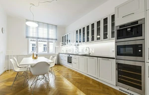 Apartment for rent, 3+1 - 2 bedrooms, 142m<sup>2</sup>