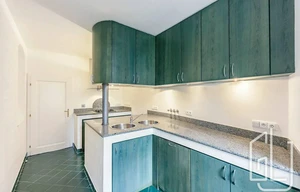 Apartment for rent, 4+1 - 3 bedrooms, 153m<sup>2</sup>