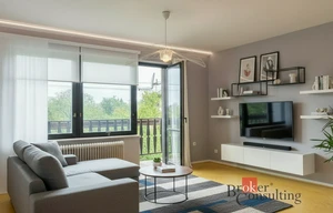 Family house for sale, 230m<sup>2</sup>, 671m<sup>2</sup> of land