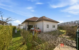 Family house for sale, 165m<sup>2</sup>, 685m<sup>2</sup> of land