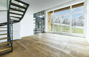 Apartment for rent, 5 bedrooms +, 325m<sup>2</sup>