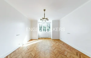 Family house for rent, 222m<sup>2</sup>, 387m<sup>2</sup> of land