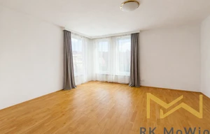 Apartment for rent, 5+kk - 4 bedrooms, 245m<sup>2</sup>