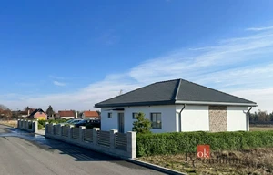 Family house for sale, 104m<sup>2</sup>, 1169m<sup>2</sup> of land