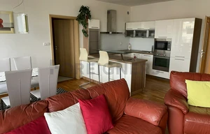 Apartment for rent, 3+kk - 2 bedrooms, 110m<sup>2</sup>