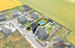 Family house for sale, 196m<sup>2</sup>, 825m<sup>2</sup> of land