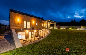 Family house for sale, 333m<sup>2</sup>, 1002m<sup>2</sup> of land