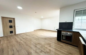 Apartment for rent, 4+kk - 3 bedrooms, 120m<sup>2</sup>