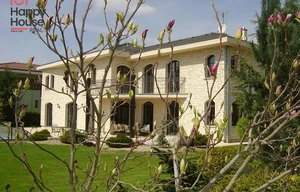 Family house for rent, 300m<sup>2</sup>, 1450m<sup>2</sup> of land