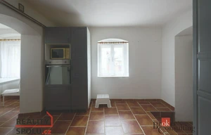 Country house for sale, 45m<sup>2</sup>, 292m<sup>2</sup> of land