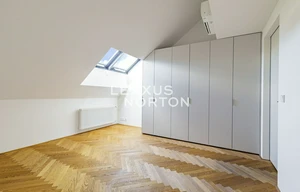 Apartment for rent, 5+kk - 4 bedrooms, 200m<sup>2</sup>