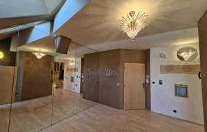 Apartment for sale, 4+kk - 3 bedrooms, 220m<sup>2</sup>