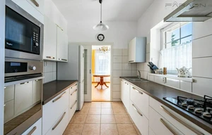 Villa for rent, 350m<sup>2</sup>, 800m<sup>2</sup> of land