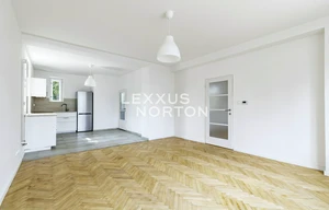 Family house for rent, 244m<sup>2</sup>, 829m<sup>2</sup> of land