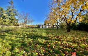 Building plot for sale, 1049m<sup>2</sup>