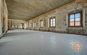 Historical building for sale, 1761m<sup>2</sup>, 2855m<sup>2</sup> of land