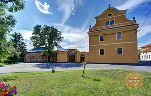 Accommodation for sale, 1761m<sup>2</sup>