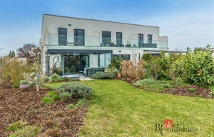 Family house for sale, 122m<sup>2</sup>, 325m<sup>2</sup> of land