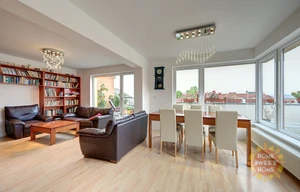 Apartment for rent, 5+kk - 4 bedrooms, 178m<sup>2</sup>