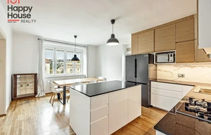 Apartment for rent, 4+1 - 3 bedrooms, 129m<sup>2</sup>