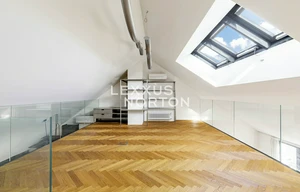 Apartment for rent, 5+kk - 4 bedrooms, 200m<sup>2</sup>