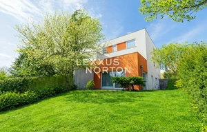 Family house for rent, 219m<sup>2</sup>, 509m<sup>2</sup> of land