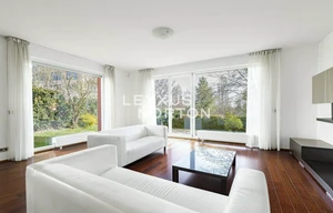 Family house for rent, 219m<sup>2</sup>, 509m<sup>2</sup> of land