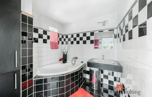 Family house for sale, 198m<sup>2</sup>, 956m<sup>2</sup> of land