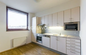Apartment for rent, 4+1 - 3 bedrooms, 147m<sup>2</sup>