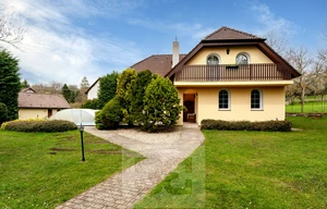 Family house for sale, 170m<sup>2</sup>, 1332m<sup>2</sup> of land