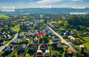 Family house for sale, 305m<sup>2</sup>, 638m<sup>2</sup> of land