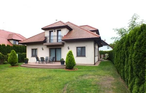 Family house for sale, 450m<sup>2</sup>, 1460m<sup>2</sup> of land