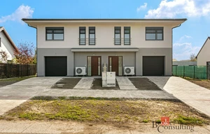 Family house for sale, 160m<sup>2</sup>, 331m<sup>2</sup> of land