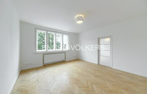 Family house for rent, 244m<sup>2</sup>, 829m<sup>2</sup> of land