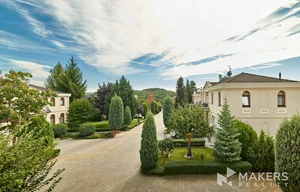 Villa for rent, 254m<sup>2</sup>, 779m<sup>2</sup> of land