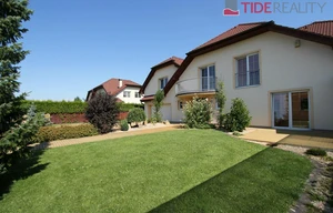 Villa for rent, 290m<sup>2</sup>, 896m<sup>2</sup> of land