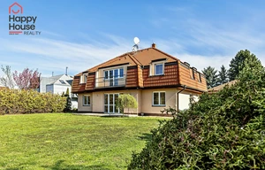 Family house for rent, 287m<sup>2</sup>, 1200m<sup>2</sup> of land