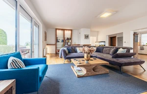 Family house for rent, 271m<sup>2</sup>, 1382m<sup>2</sup> of land