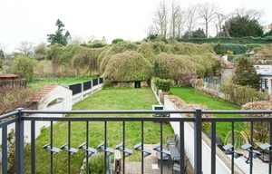 Family house for rent, 350m<sup>2</sup>, 226m<sup>2</sup> of land