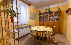 Family house for sale, 187m<sup>2</sup>, 103m<sup>2</sup> of land